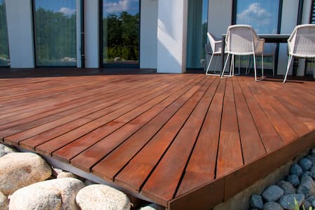 Benefits That Come with a Deck Restoration
